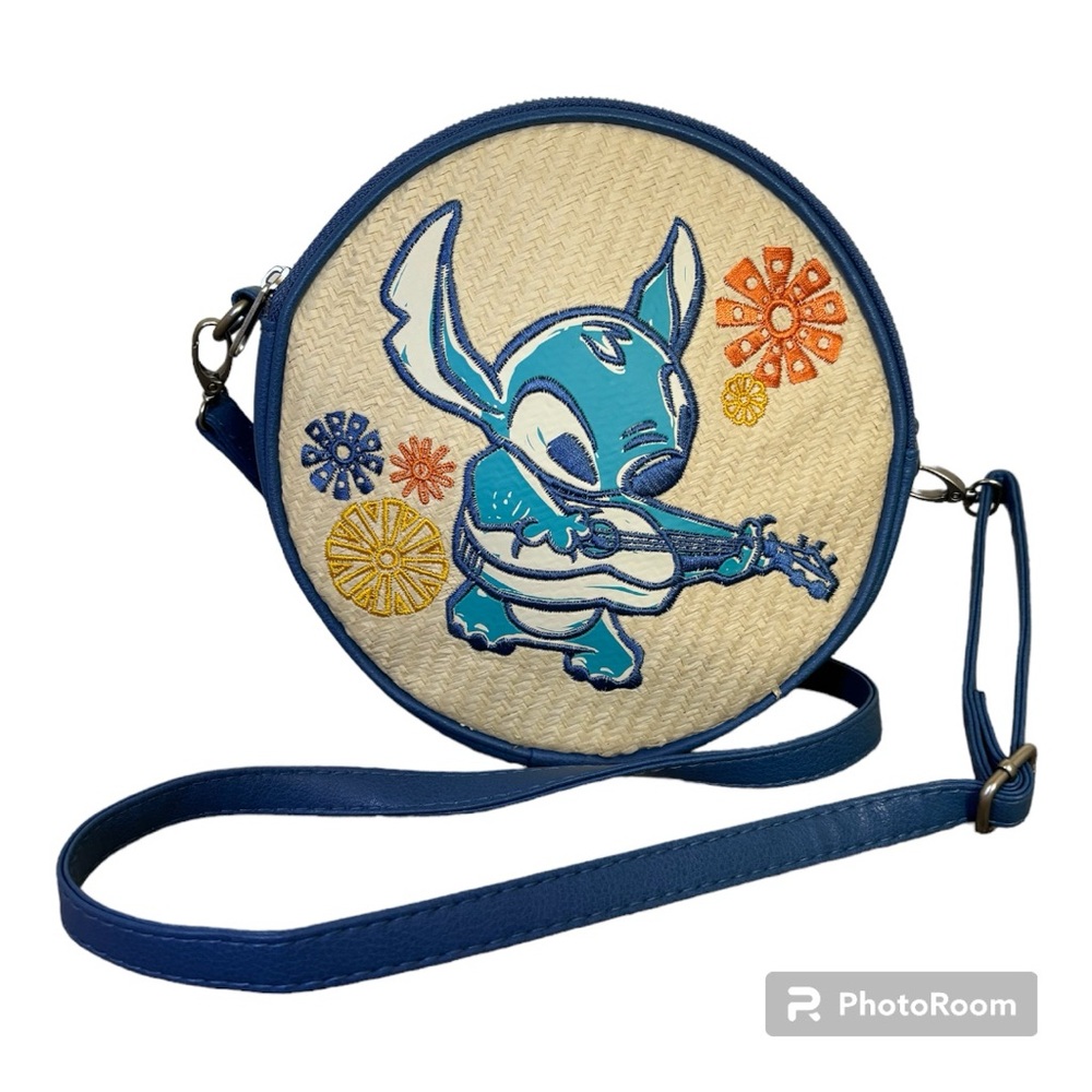 NWOT Disney Stitch Straw Purse